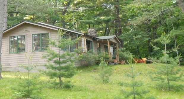 Cabin at Yellow Lake